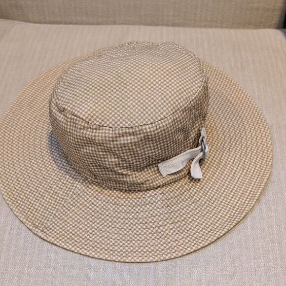 Madewell Accessories - Stylish Madewell Tan Mini Gingham Packable Sun Hat